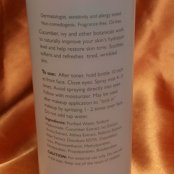 Herbal Hydrating Mist soothes & refreshes skin NWT - Picture 2 of 2